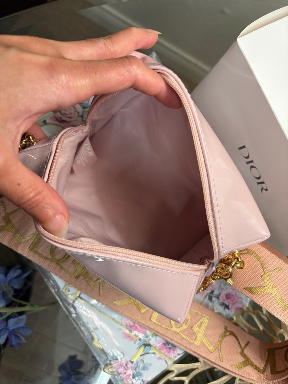 DIOR - Picture 9 of 13